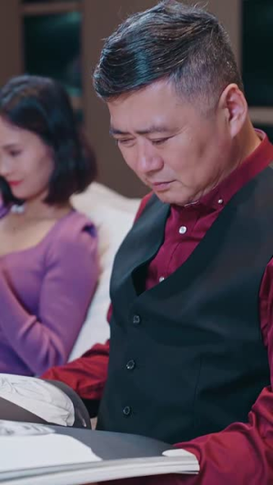 变身后程小姐的飞驰人生(78集) 变身后程小姐的飞驰人生(78集)古装穿越短剧推荐