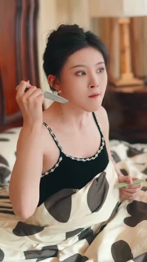 穿书攻略反派总裁(30集) 穿书攻略反派总裁(30集)每天分享好看精彩片段