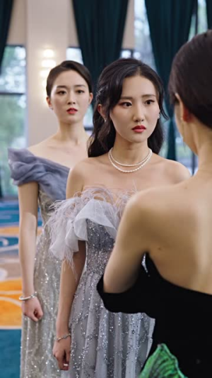 顾总找错了,夫人是您手下的牛马(74集) 顾总找错了,夫人是您手下的牛马(74集)越看越精彩的短剧