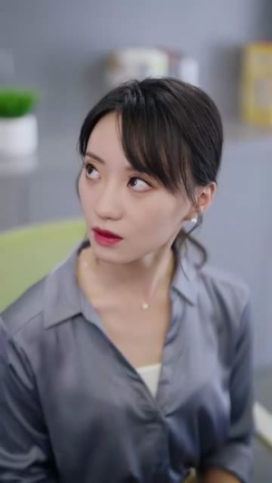 我竟是影帝的白月光(82集) 我竟是影帝的白月光(82集)爆火短剧超级精彩