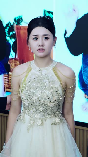 从落魄孤女成为豪门千金(89集) 从落魄孤女成为豪门千金(89集)又一部超火短剧抢先看