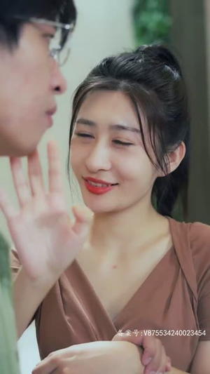 我和房东的秘密,我的美女室友,这个房客不一般(全集) 我和房东的秘密,我的美女室友,这个房客不一般(全集)短剧结局篇全集直通