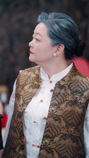 她超好哄(101集) 她超好哄(101集)一口气看完短剧大结局