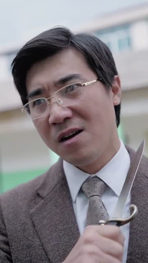 真假千金姐姐死后成为霸总白月光(74集) 真假千金姐姐死后成为霸总白月光(74集)好看又精彩的短剧来了