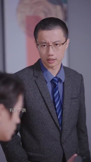 四个哥哥和我抢老公(89集) 四个哥哥和我抢老公(89集)左下角看全集精彩短剧