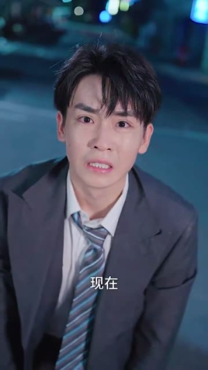 暗夜浪漫(40集) 暗夜浪漫(40集)好看又精彩的短剧