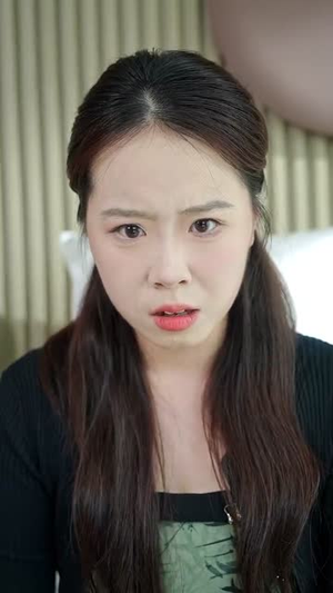 靠近老公就能涨修为这婚不离了(109集) 靠近老公就能涨修为这婚不离了(109集)火爆短剧精彩分享