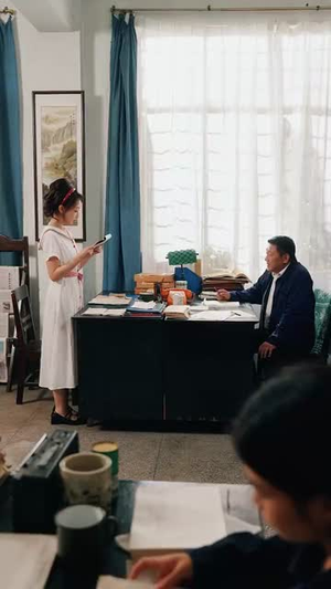 重生八零带娃闪婚冷面厂长（80集）好看又上头的短剧免费