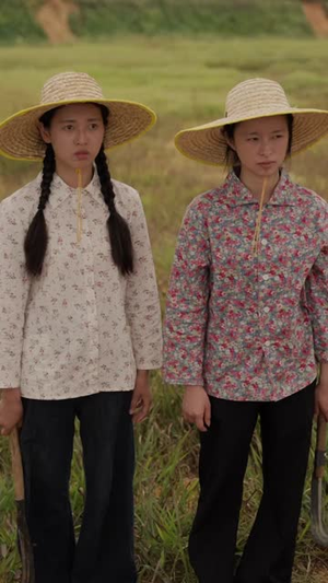 手握剧本变成七零基建王（71集）推荐热门短剧全集