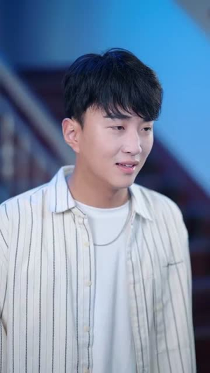 喊我臭打药的,那种十万亩呢(84集) 喊我臭打药的,那种十万亩呢(84集)热门情感家庭短剧