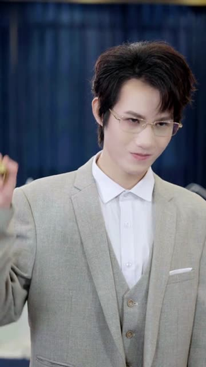 重生一次，我才不是你的备选项（54集）热门短剧新剧推荐