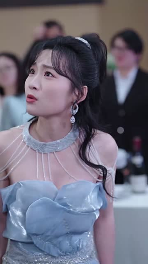 落日朝霞染芳华（70集）每日热门短剧推荐