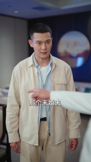 傲世狂枭(93集) 傲世狂枭(93集)每天更新最火短剧