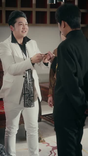 神医无敌,天瞳掌控一切(80集) 神医无敌,天瞳掌控一切(80集)好看又上头的红果短剧